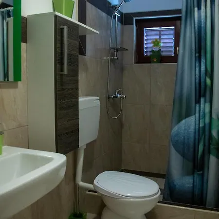 Kuca Za Odmor-kucica *