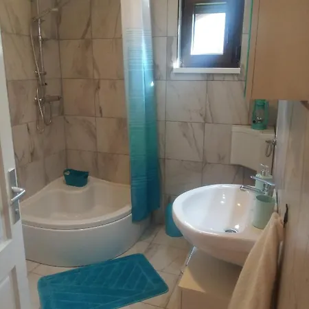 Kuca Za Odmor-kucica Dağ evi Mrkopalj